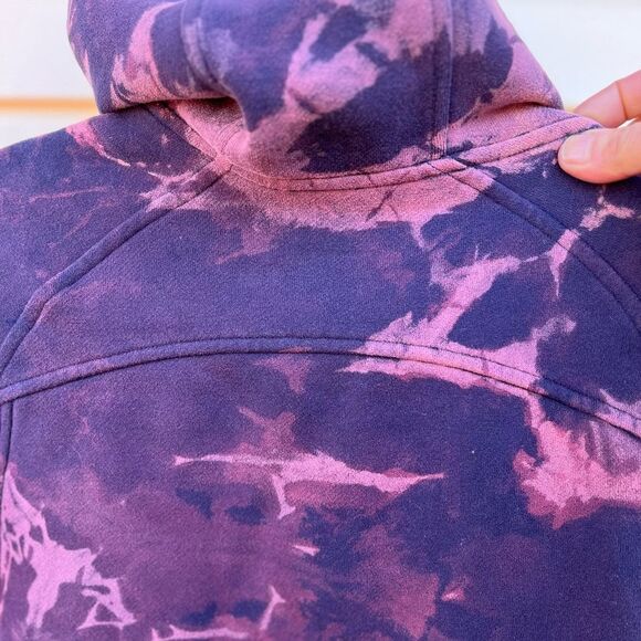 Lululemon purple/maroon tie-dye hooded long-sleeved sweater, drawstring, size 4 - Picture 14 of 14